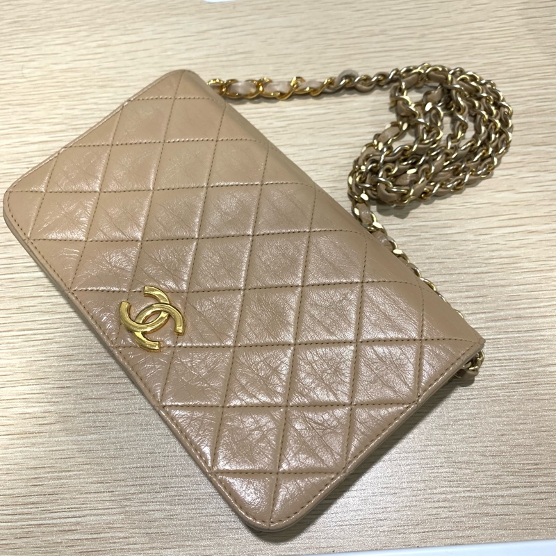 [CHANEL] VINTAGE 奶茶老香羊皮全蓋Coco-0