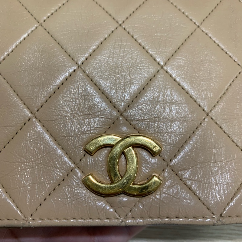 [CHANEL] VINTAGE 奶茶老香羊皮全蓋Coco-9