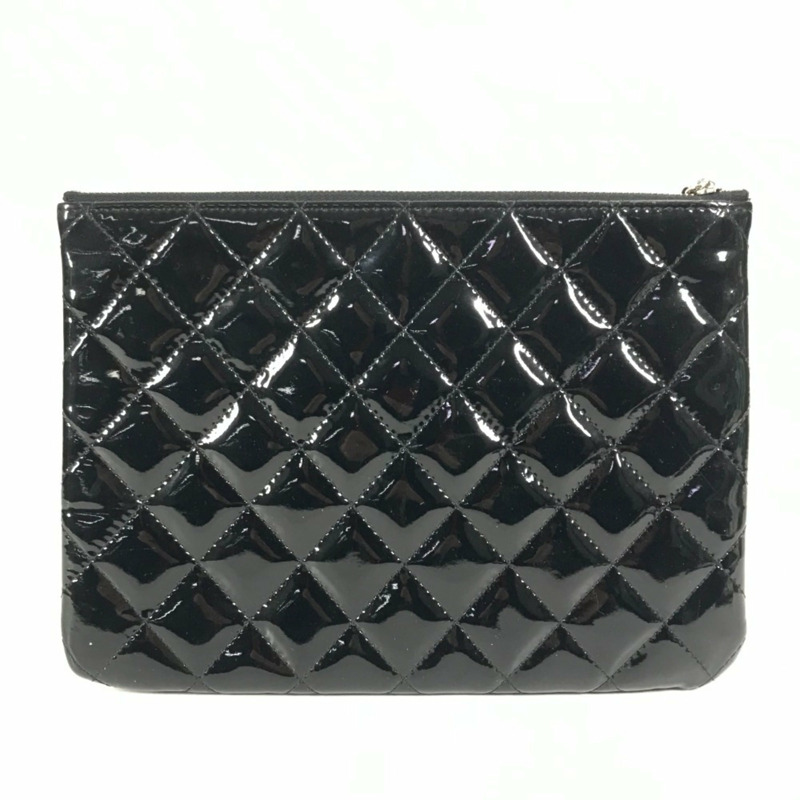 香奈兒瓢蟲愛心 CC Coco 標誌菱格紋手拿包漆皮男女通用黑色-3