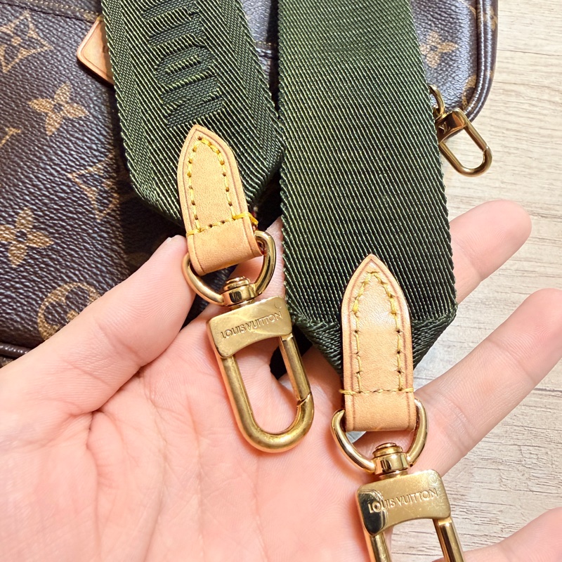 LV五合一綠肩帶-2