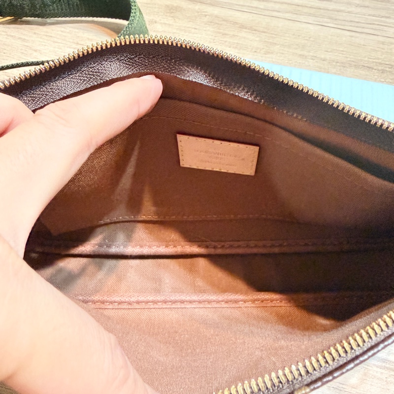 LV五合一綠肩帶-8