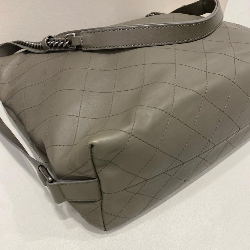 Chanel嘻皮大象灰Tote托特包菱格紋購物袋-7