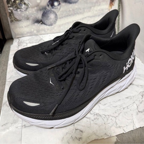 US10.5 HOKA ONE 路跑鞋寬楦