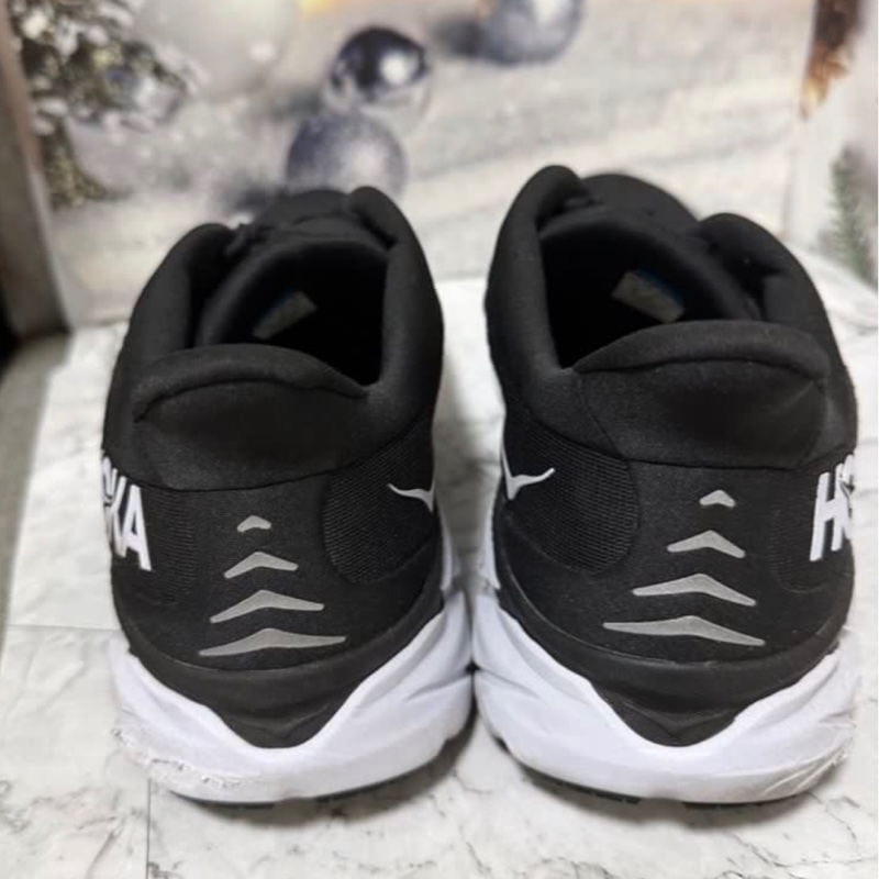 US10.5 HOKA ONE 路跑鞋寬楦-3