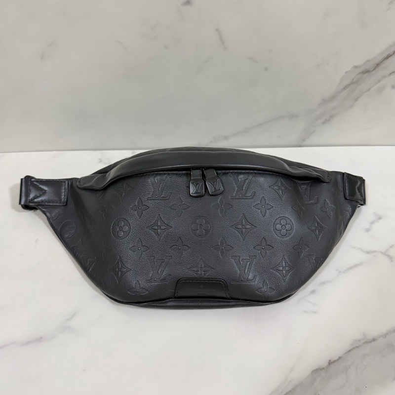 ®️ 新款LV Discovery Pm黑色牛皮壓紋款 M46036晶片款-0