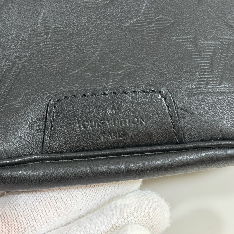 ®️ 新款LV Discovery Pm黑色牛皮壓紋款 M46036晶片款-9