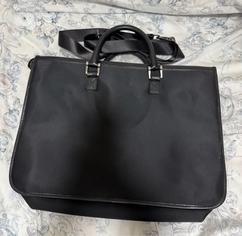 Burberry 公事包 無盒-1