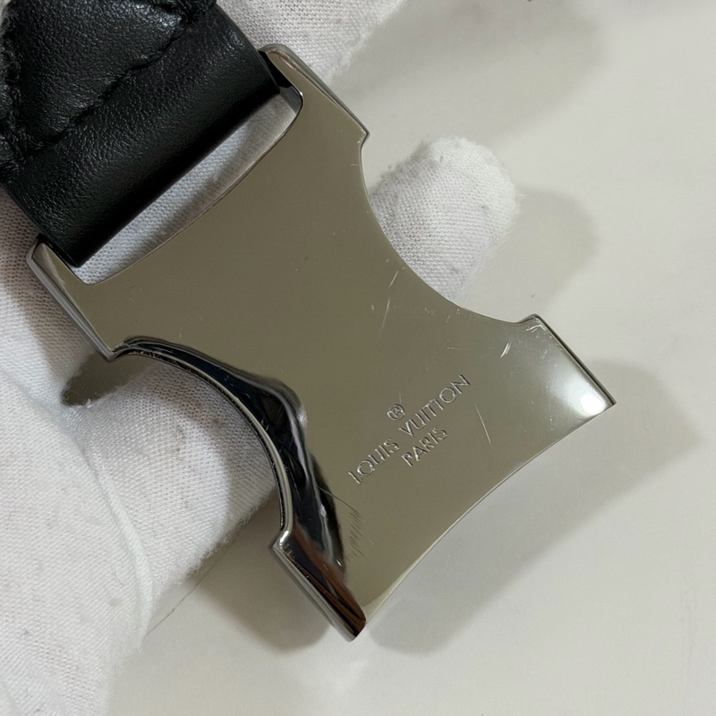 ®️新款式LV Discovery Pm 黑花款男腰包 M46035晶片款-14