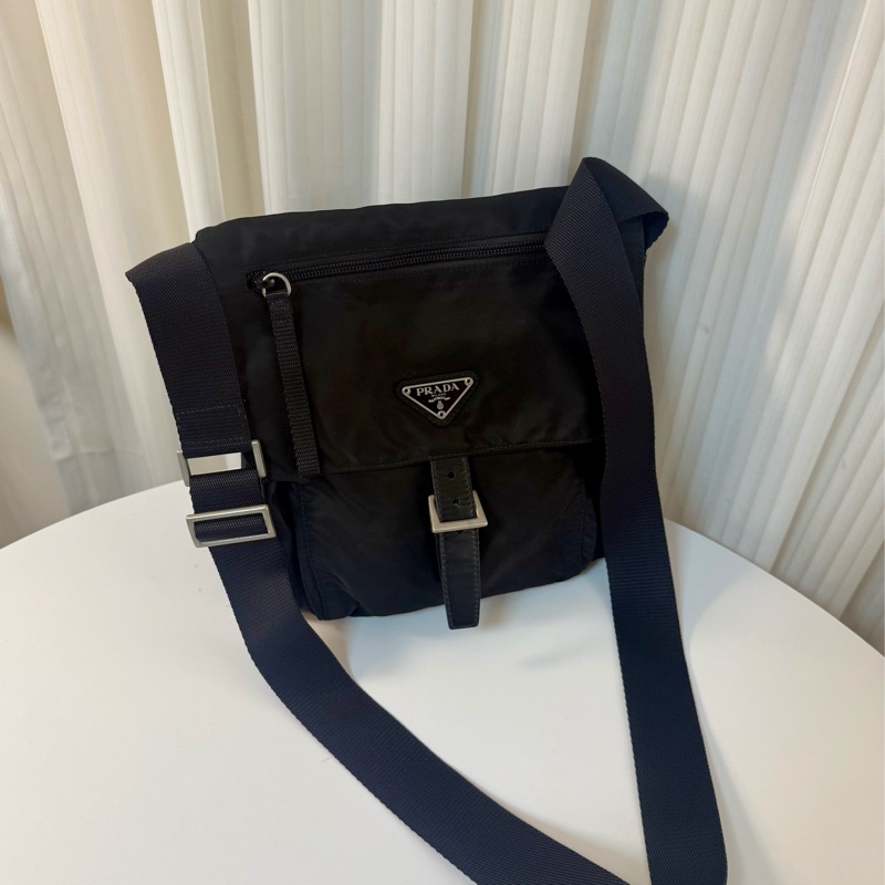 ✔️Prada降落傘布小郵差包/尼龍斜背包/肩背包-2