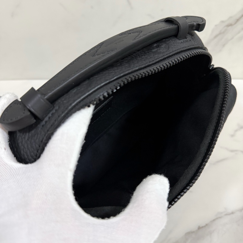 ®️LV S Lock 郵差包 牛皮壓紋款 最新款M58489晶片款-23