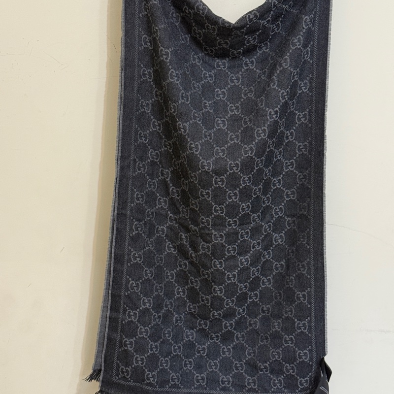 『二手閒置』🔅古馳Gucci提花GG logo灰色雙面圍巾-20