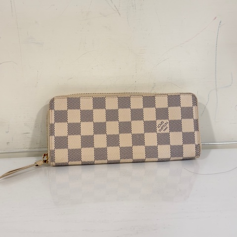 #全網最低💰 #櫃上3️⃣萬 Lv白棋盤格拉鍊長夾