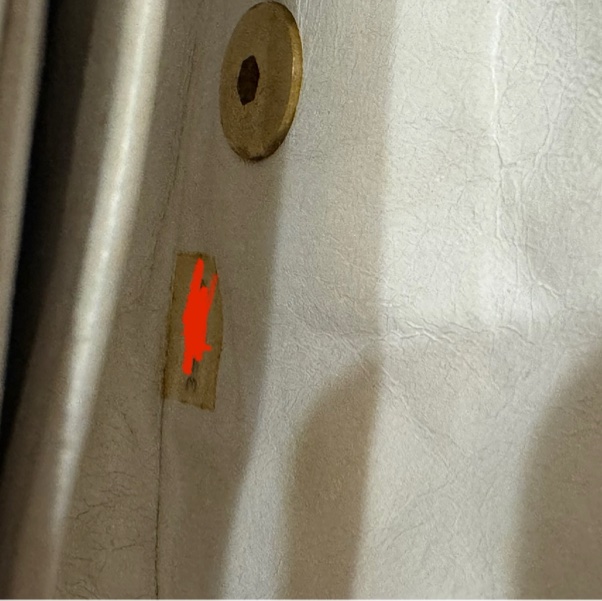 Chanel vintage 羊皮金釦白色包-10