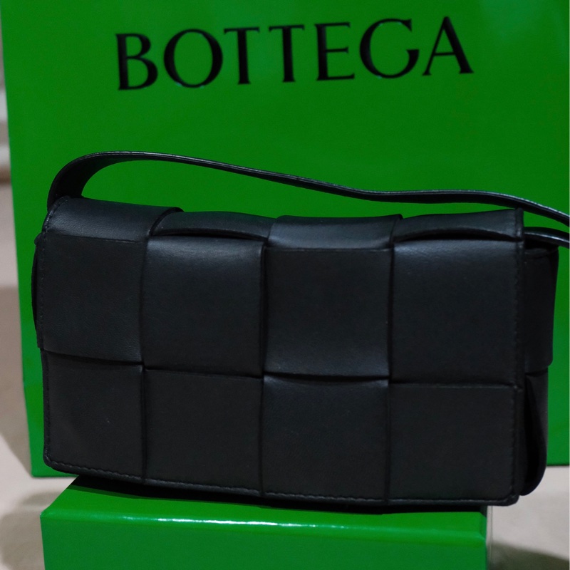 Bottega Veneta 8格編織黑色腰包-0
