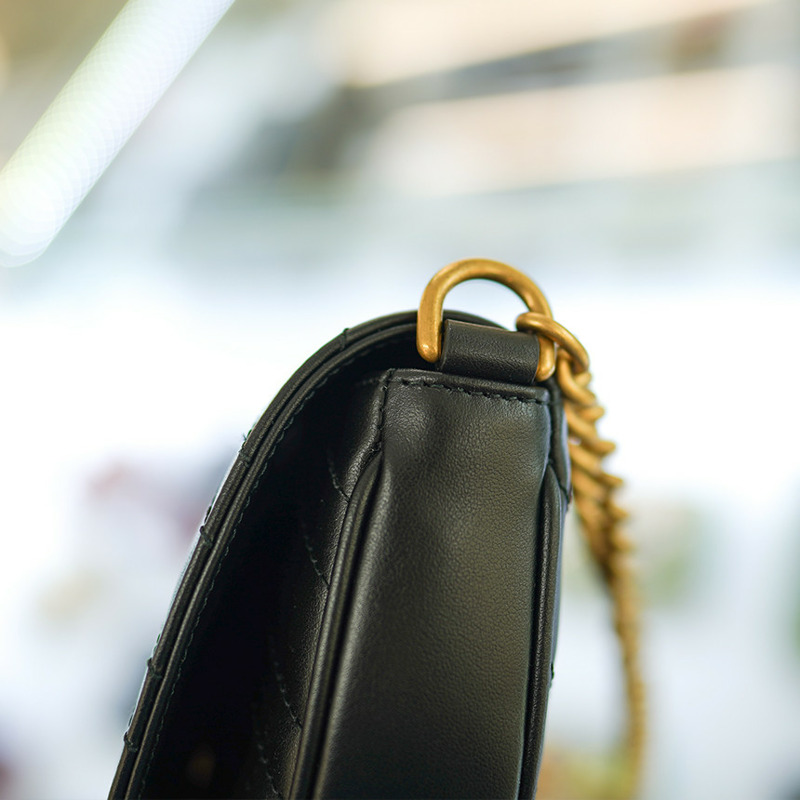 GUCCI Marmont 迷你鏈條斜背包 746431 DTDHT 1000-7