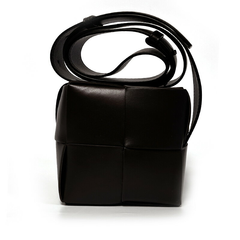 BOTTEGA VENETA Bottega Veneta 迷你斜背包 764760 VCQC4 2132 深棕色-8