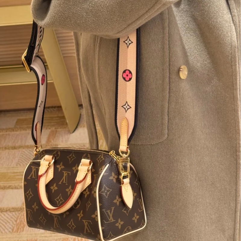 Lv熱門包款Speedy20(微風信義購入配件齊全）-8