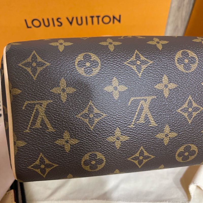 Lv熱門包款Speedy20(微風信義購入配件齊全）-20