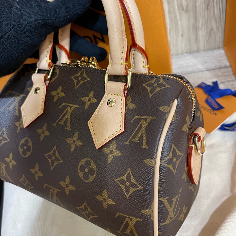 Lv熱門包款Speedy20(微風信義購入配件齊全）-21