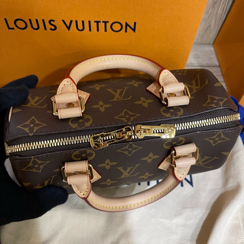 Lv熱門包款Speedy20(微風信義購入配件齊全）-26