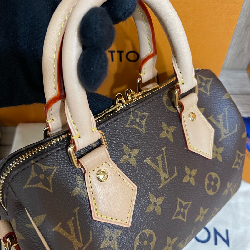Lv熱門包款Speedy20(微風信義購入配件齊全）-29