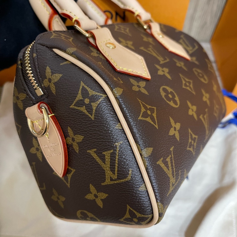 Lv熱門包款Speedy20(微風信義購入配件齊全）-30
