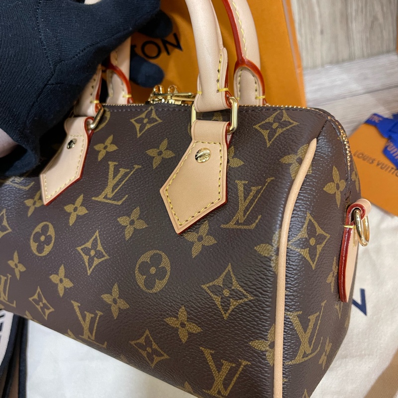 Lv熱門包款Speedy20(微風信義購入配件齊全）-33