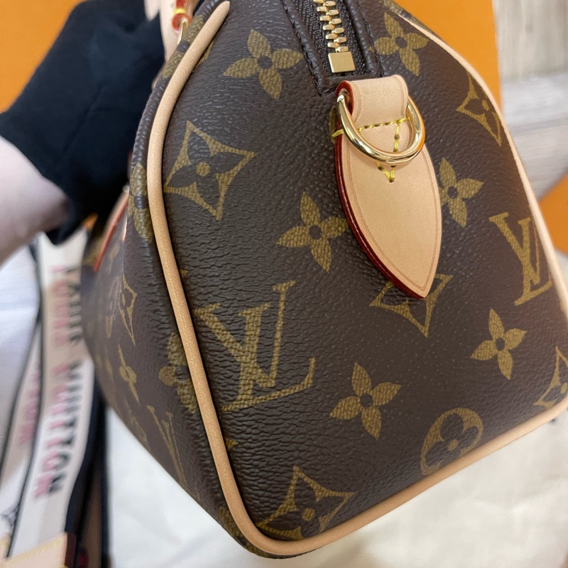 Lv熱門包款Speedy20(微風信義購入配件齊全）-34