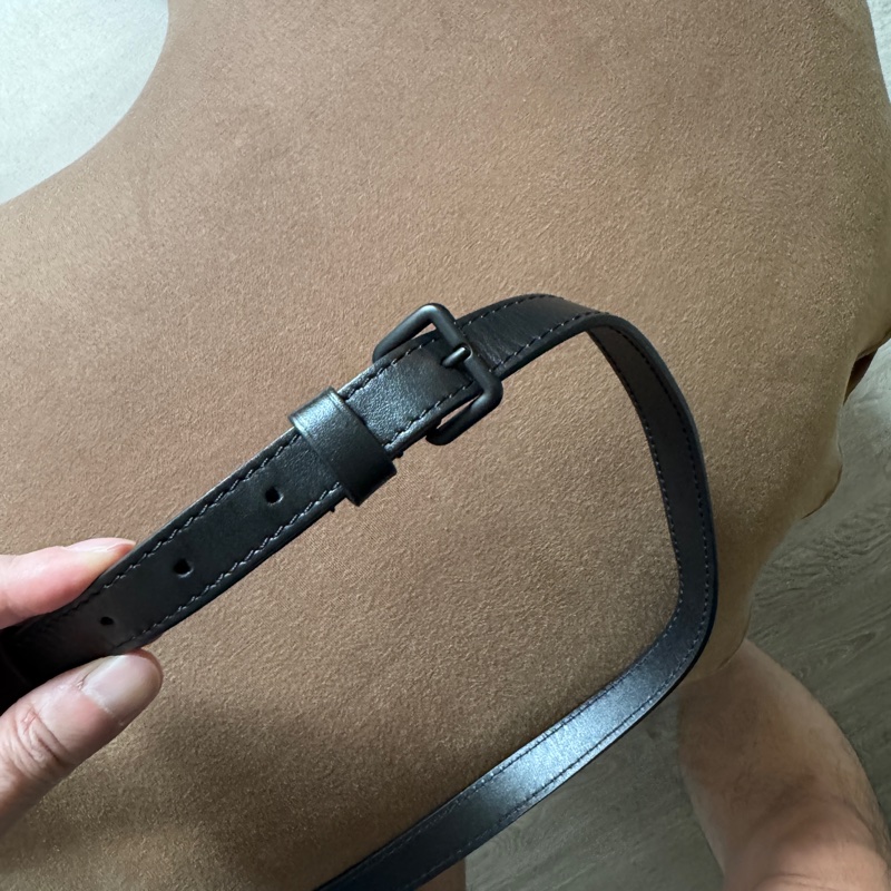 LV M69404 CHRISTOPHER經典Monogram帆布拉鍊斜背包(黑)-15