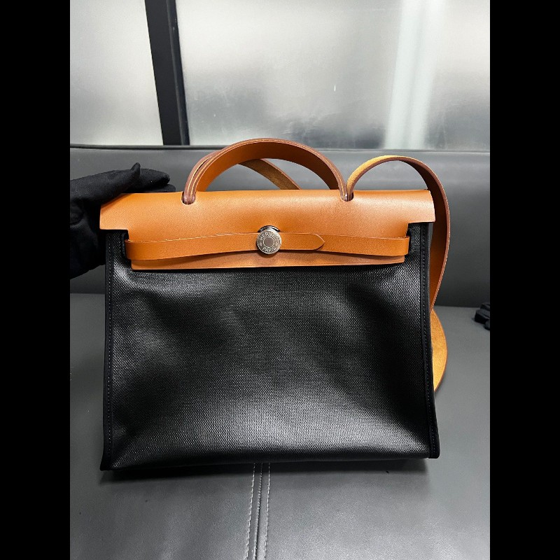 Hermes herbag 31
24年新款 防水布拼色-1
