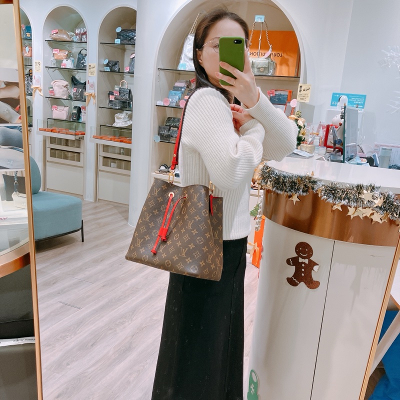 TK1902 LOUIS VUITTON 路易威登中號經典花紋新款水桶包包MONOGRAM NEO NOE BUCKET BAG-1