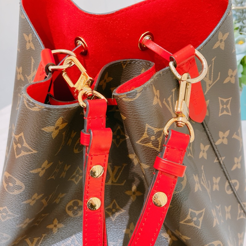 TK1902 LOUIS VUITTON 路易威登中號經典花紋新款水桶包包MONOGRAM NEO NOE BUCKET BAG-16