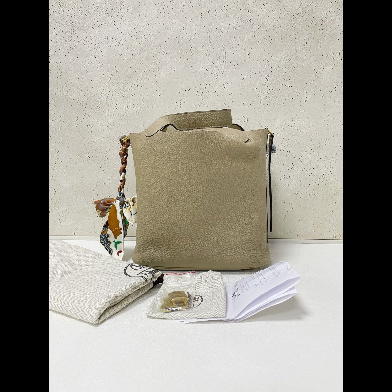 Hermes picotin 22 菜篮子
風衣灰金扣-0