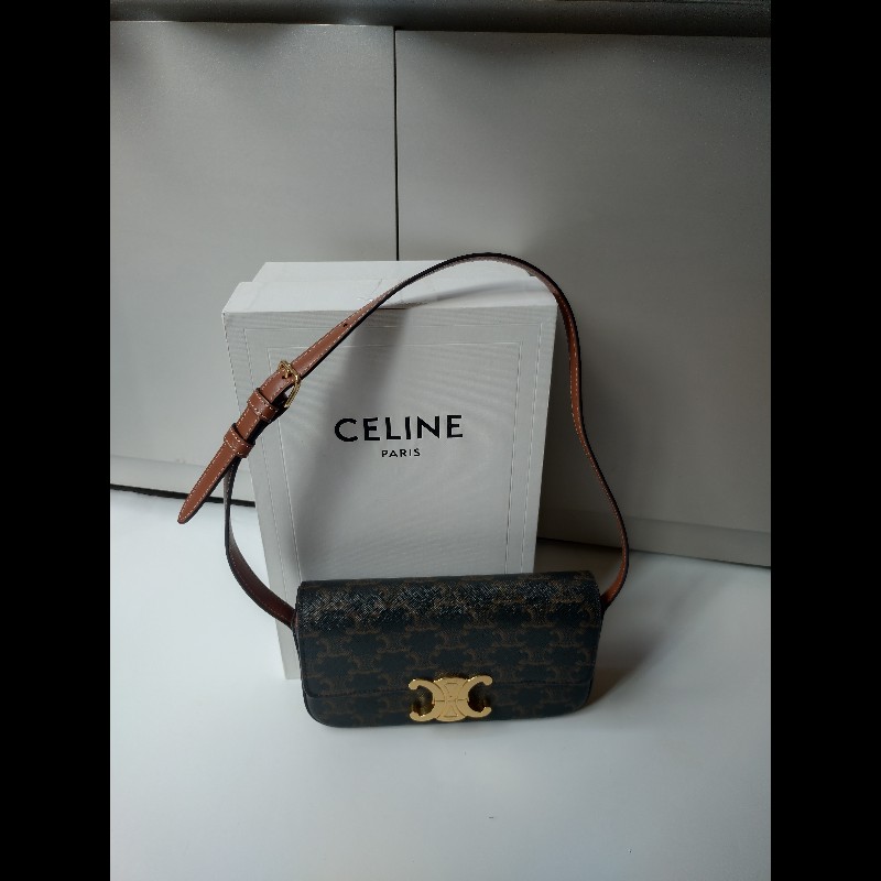 Celine 咖色印花凱旋門釦肩側包-0