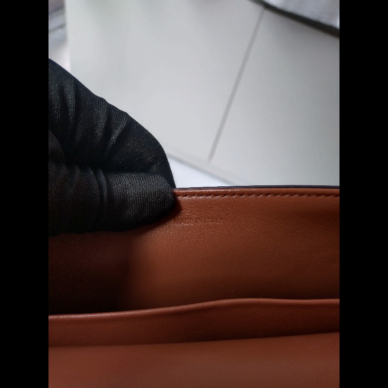 Celine 咖色印花凱旋門釦肩側包-17