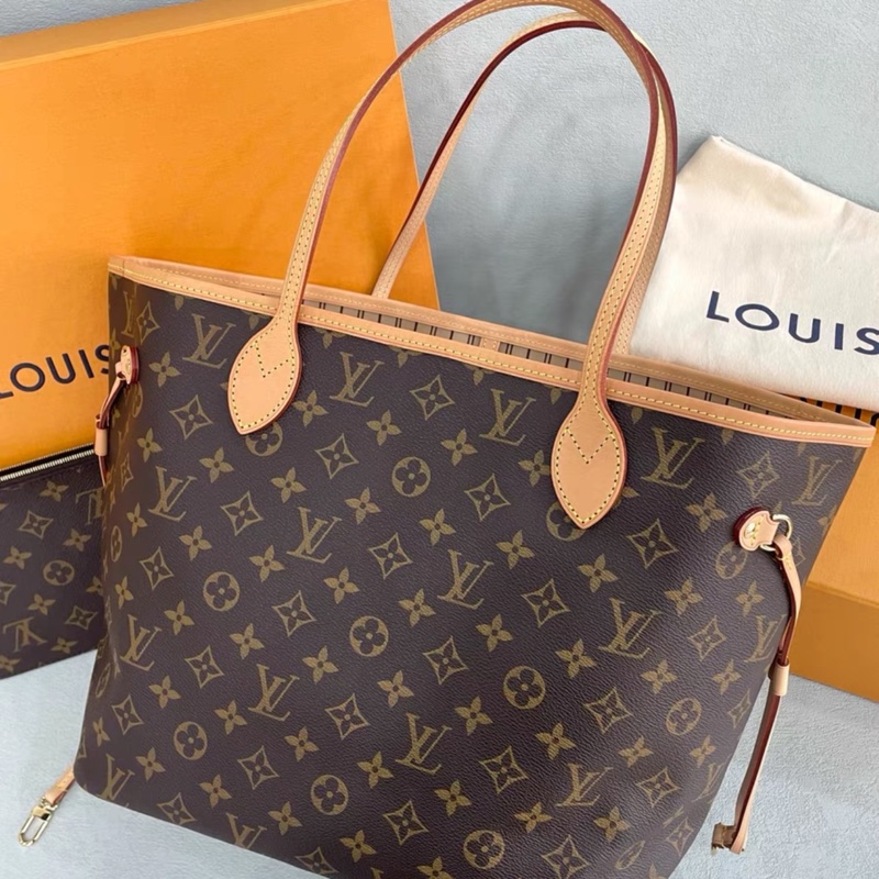 #全新全配🈶購證 #年底甩貨亂賣 #芯片款 Lv Neverfull 老花肩膀托特包-0