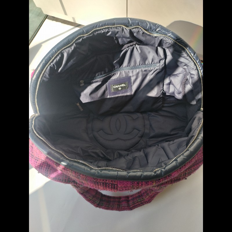 Chanel 深藍尼龍紫紅毛呢邊大保齡球包-17