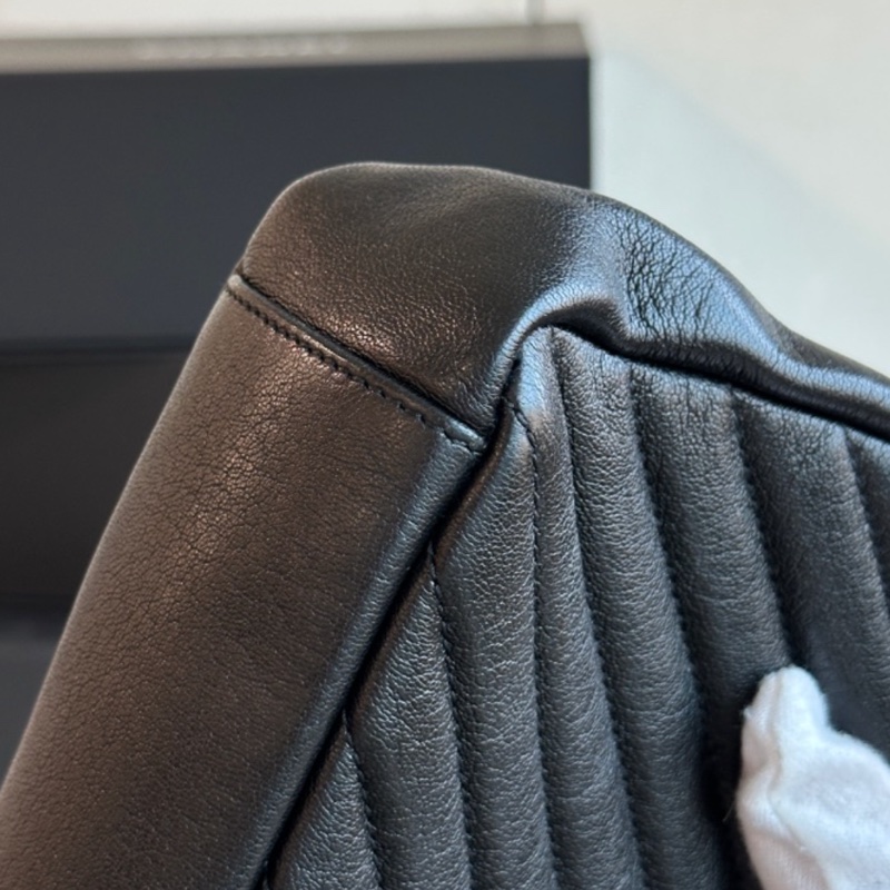 🈶購證 #99新閒置 #櫃上近🔟萬 Ysl college黑金學院包-21