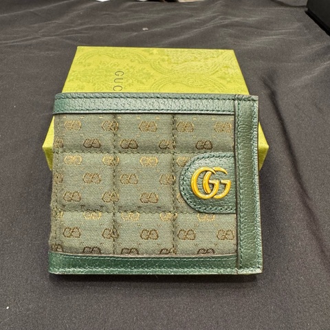 GUCCI 皮拼布方格金釦對開短夾