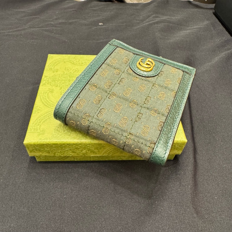 GUCCI 皮拼布方格金釦對開短夾-1