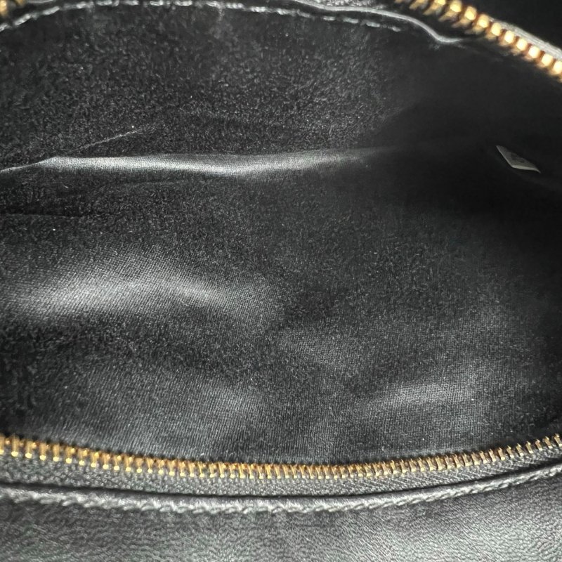 MIUMIU  黑色金扣皺褶單肩鏈條包-8