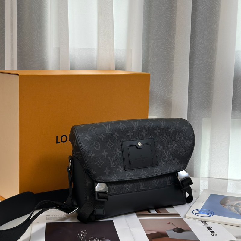 LOUIS VUITTON Voyager郵差包 -  PM灰老花-2