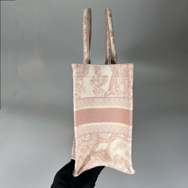 DIOR  粉膚BOOKTOTE 中號-3