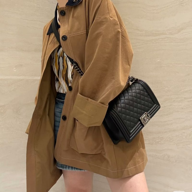 CHANEL Boy25 粒面牛皮口蓋包 - 黑銀-8