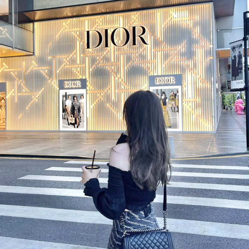 CHANEL Boy25 粒面牛皮口蓋包 - 黑銀-9