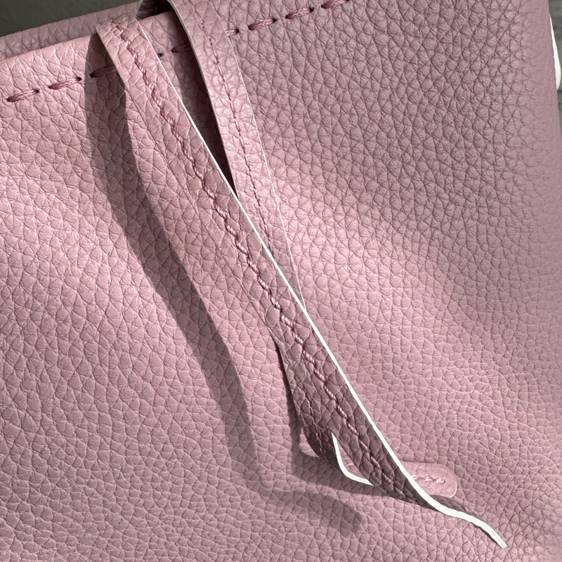 Delvaux櫻花粉/白邊大D手拿包  超美❤️❤️-22