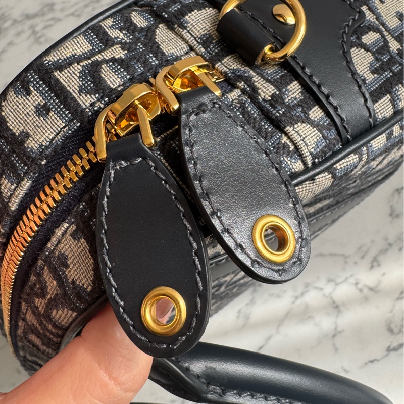 Dior緹花布保齡球手提兩用包 買11萬多🥹割愛-21