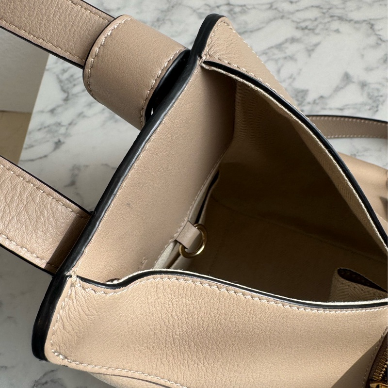 LOEWE 大象灰吊床包pm  最好裝✨✨-22