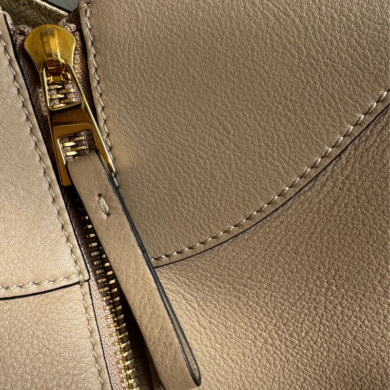 LOEWE 大象灰吊床包pm  最好裝✨✨-29