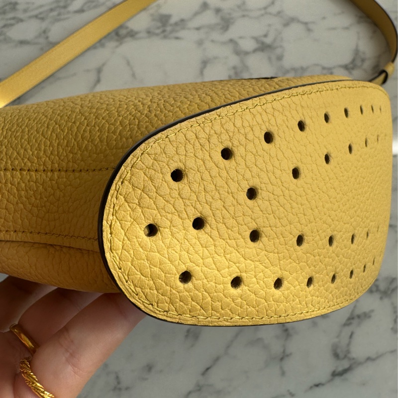 Delvaux黃皮革大D手提兩用包-5